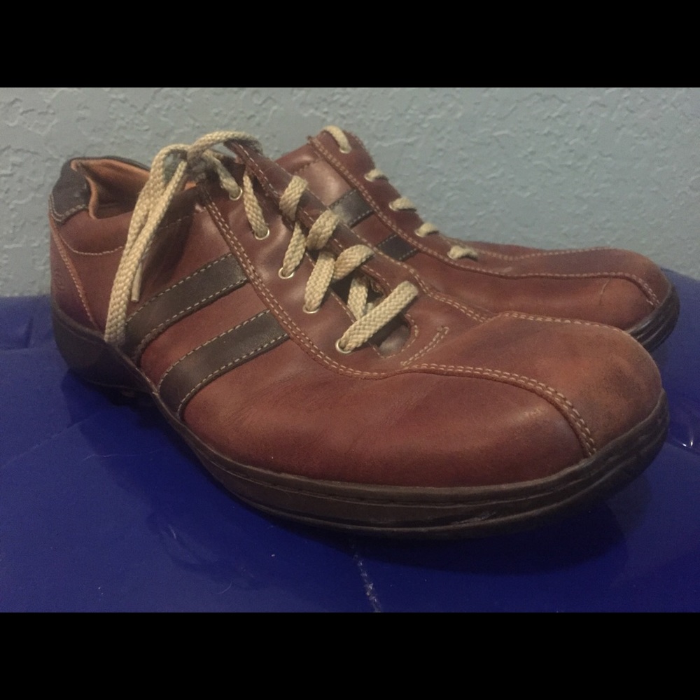 Skechers men’s size 11 shoes